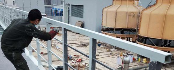 護(hù)欄翻新用什么油漆好？