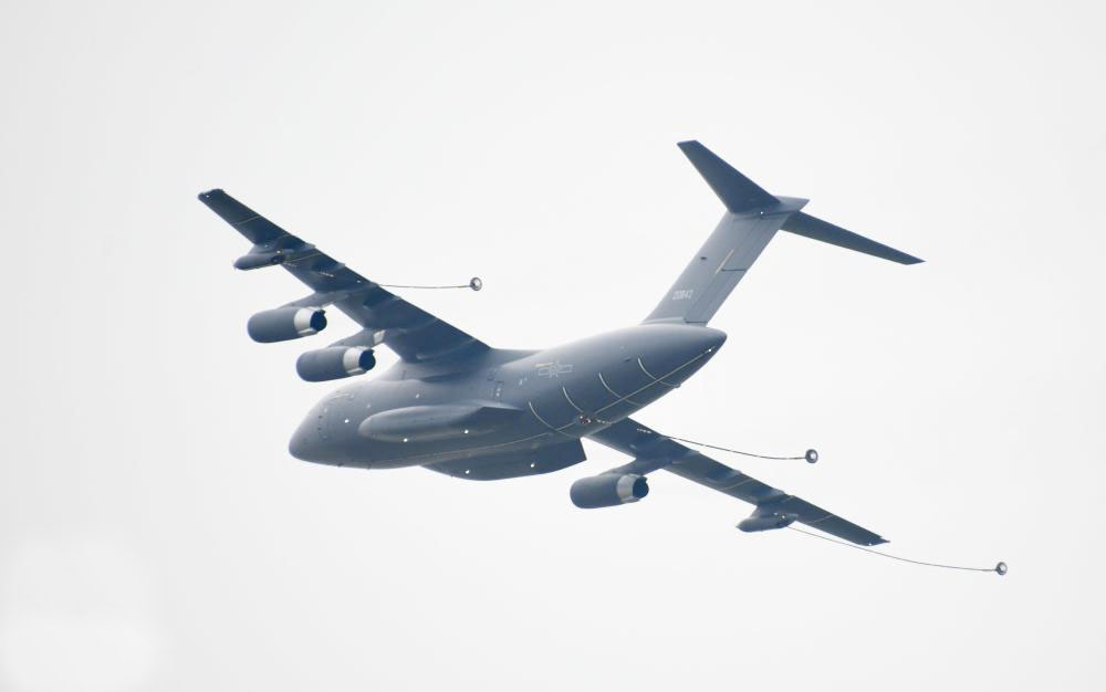 多個(gè)高端航天裝備亮相中國(guó)航展 涂裝亮眼